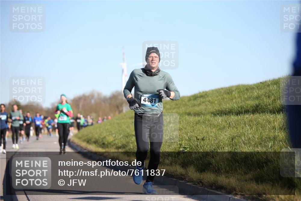 06.04.2025 - 44. Internationalen Wilhelmsburger Insellauf Jannik Wohlers http://msf.ph/oto/7611837 06.04.2025 09:27:52 Laufen 4481 meine-sportfotos.de