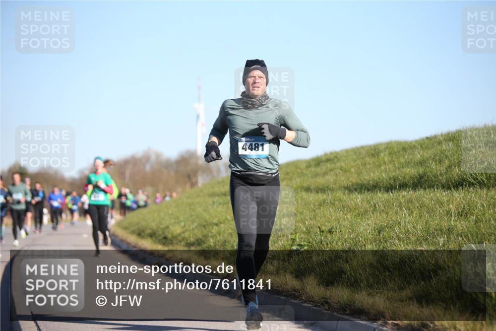 06.04.2025 - 44. Internationalen Wilhelmsburger Insellauf Jannik Wohlers http://msf.ph/oto/7611841 06.04.2025 09:27:52 Laufen 4481 meine-sportfotos.de