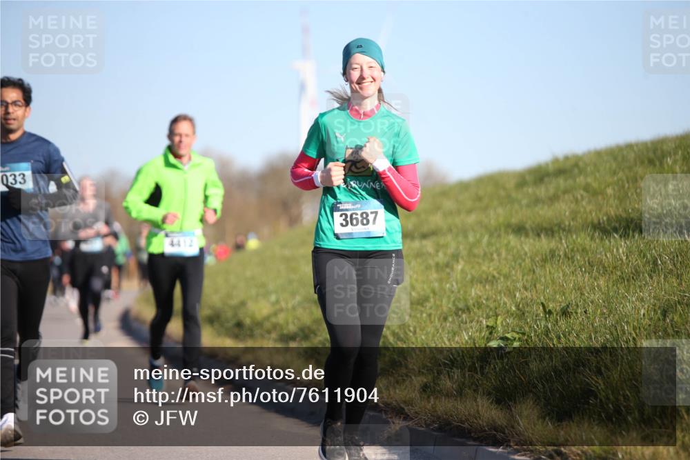06.04.2025 - 44. Internationalen Wilhelmsburger Insellauf Jannik Wohlers http://msf.ph/oto/7611904 06.04.2025 09:27:57 Laufen 033, 4412, 3687 meine-sportfotos.de