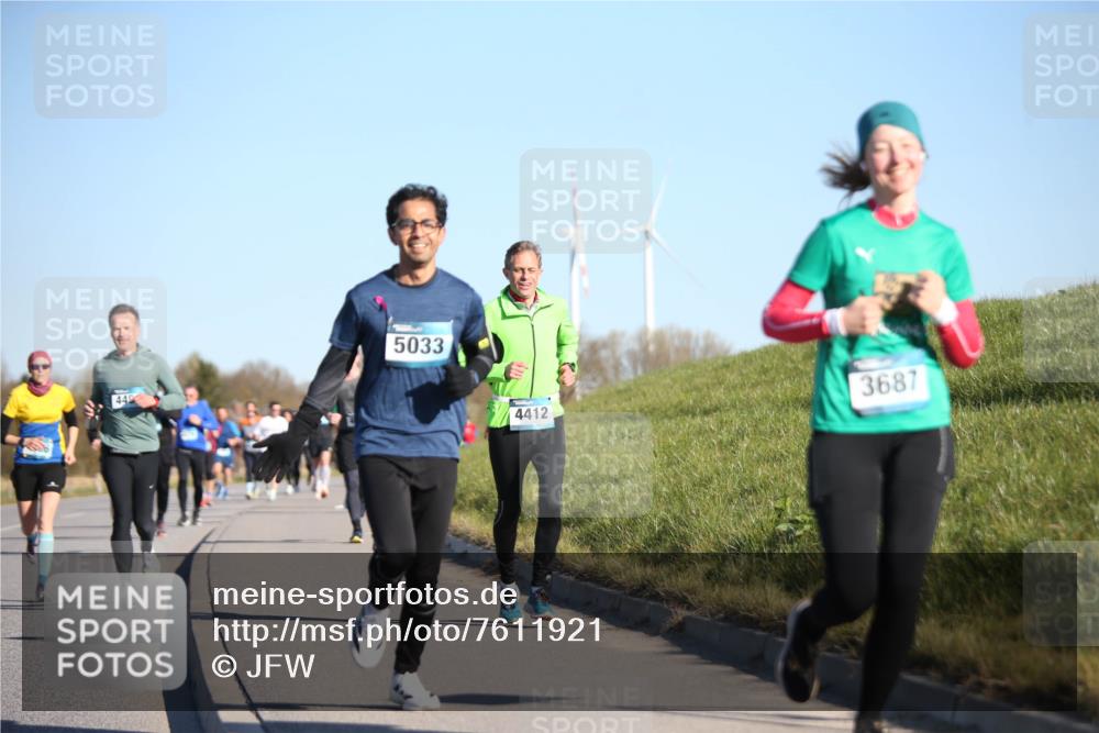 06.04.2025 - 44. Internationalen Wilhelmsburger Insellauf Jannik Wohlers http://msf.ph/oto/7611921 06.04.2025 09:27:58 Laufen 449, 5033, 4412, 3687 meine-sportfotos.de