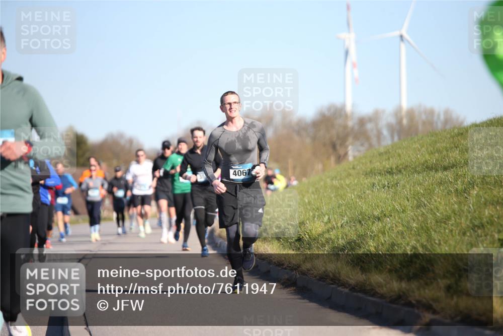 06.04.2025 - 44. Internationalen Wilhelmsburger Insellauf Jannik Wohlers http://msf.ph/oto/7611947 06.04.2025 09:28:01 Laufen 4067 meine-sportfotos.de