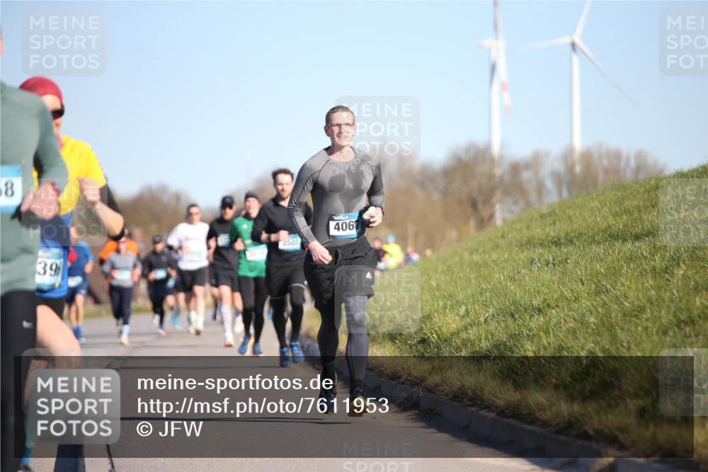 06.04.2025 - 44. Internationalen Wilhelmsburger Insellauf Jannik Wohlers http://msf.ph/oto/7611953 06.04.2025 09:28:02 Laufen 8, 39, 3503, 4067 meine-sportfotos.de