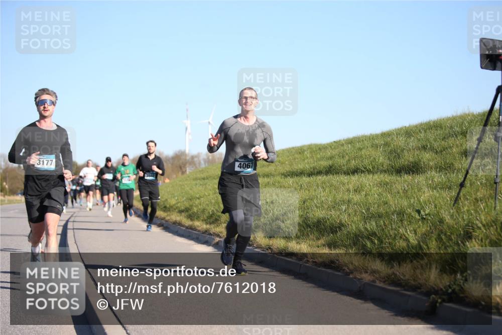 06.04.2025 - 44. Internationalen Wilhelmsburger Insellauf Jannik Wohlers http://msf.ph/oto/7612018 06.04.2025 09:28:05 Laufen 3177, 3503, 4067 meine-sportfotos.de