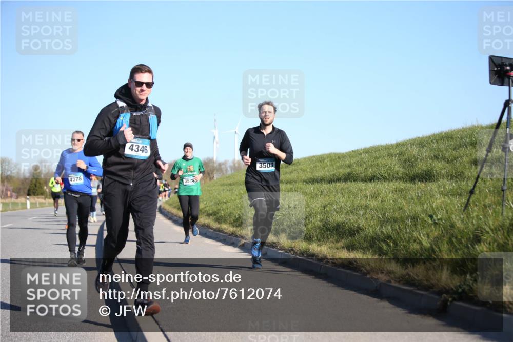 06.04.2025 - 44. Internationalen Wilhelmsburger Insellauf Jannik Wohlers http://msf.ph/oto/7612074 06.04.2025 09:28:08 Laufen 4578, 4346, 35, 3503 meine-sportfotos.de