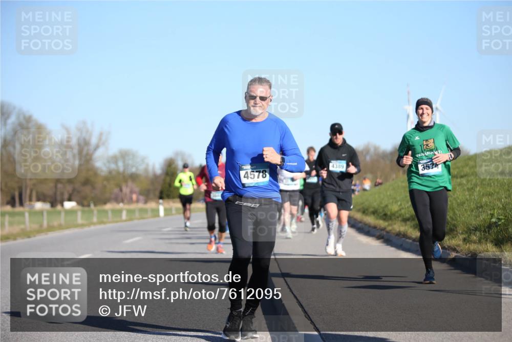 06.04.2025 - 44. Internationalen Wilhelmsburger Insellauf Jannik Wohlers http://msf.ph/oto/7612095 06.04.2025 09:28:10 Laufen 3602, 4578, 4389, 3574 meine-sportfotos.de