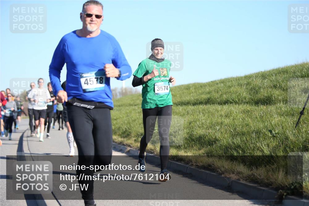 06.04.2025 - 44. Internationalen Wilhelmsburger Insellauf Jannik Wohlers http://msf.ph/oto/7612104 06.04.2025 09:28:11 Laufen 4578, 3574 meine-sportfotos.de