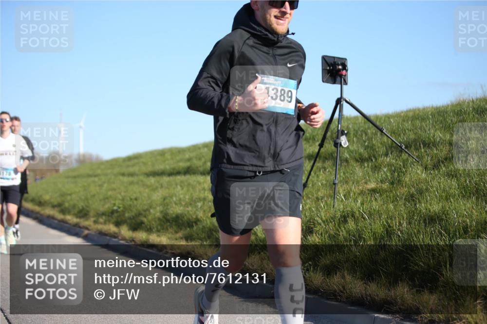 06.04.2025 - 44. Internationalen Wilhelmsburger Insellauf Jannik Wohlers http://msf.ph/oto/7612131 06.04.2025 09:28:14 Laufen 178, 1389 meine-sportfotos.de