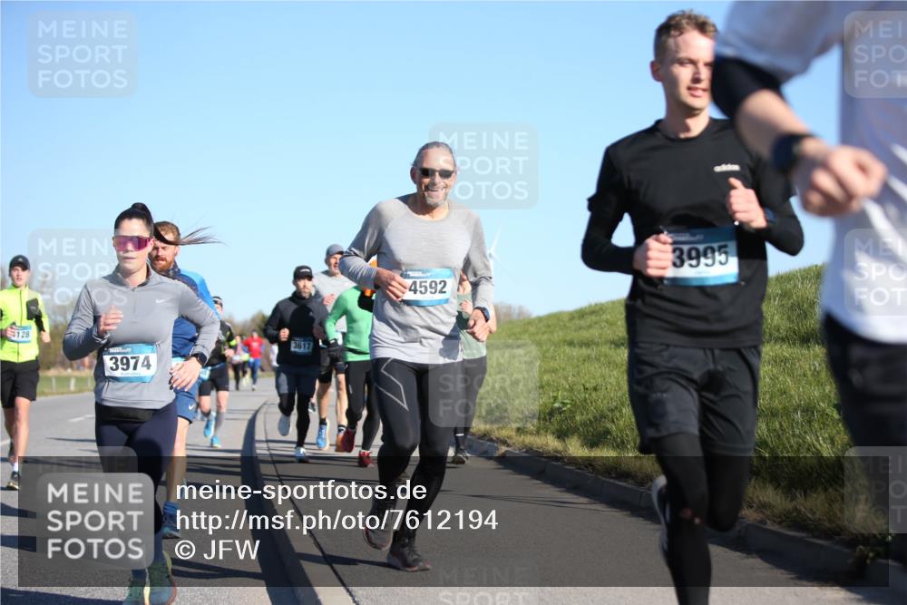 06.04.2025 - 44. Internationalen Wilhelmsburger Insellauf Jannik Wohlers http://msf.ph/oto/7612194 06.04.2025 09:28:17 Laufen 128, 3974, 3617, 3995, 4592 meine-sportfotos.de