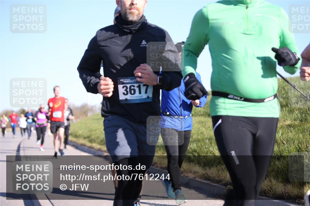 06.04.2025 - 44. Internationalen Wilhelmsburger Insellauf Jannik Wohlers http://msf.ph/oto/7612244 06.04.2025 09:28:20 Laufen 3617 meine-sportfotos.de