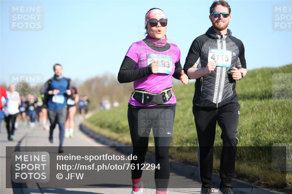 06.04.2025 - 44. Internationalen Wilhelmsburger Insellauf Jannik Wohlers http://msf.ph/oto/7612294 06.04.2025 09:28:24 Laufen 993, 4115 meine-sportfotos.de