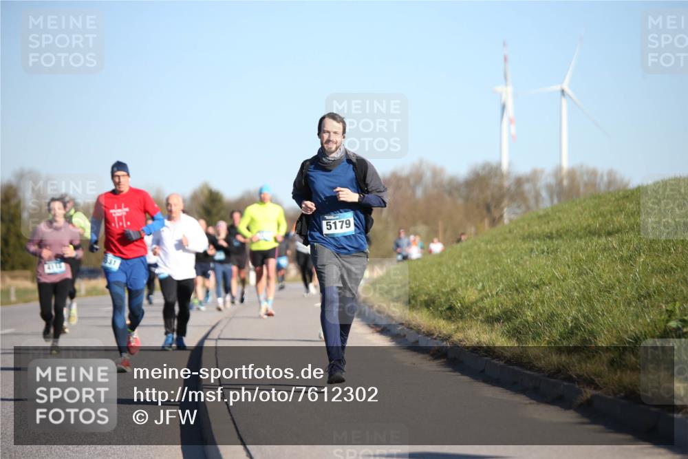 06.04.2025 - 44. Internationalen Wilhelmsburger Insellauf Jannik Wohlers http://msf.ph/oto/7612302 06.04.2025 09:28:25 Laufen 4113, 1531, 5179 meine-sportfotos.de