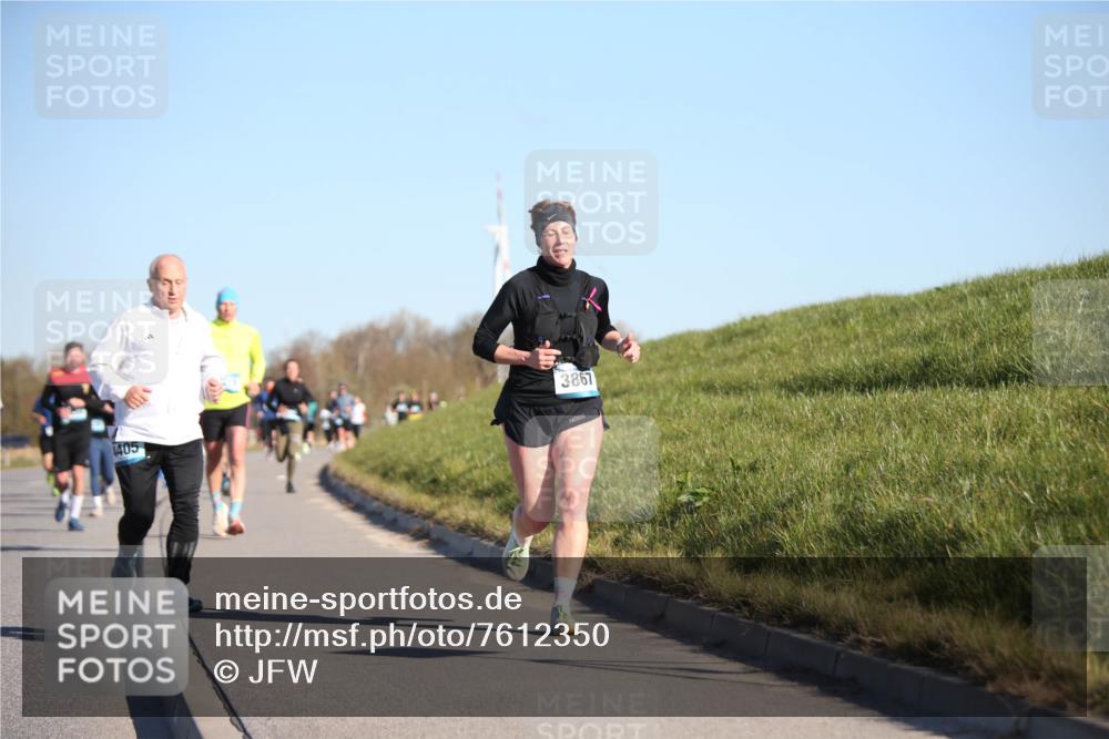 06.04.2025 - 44. Internationalen Wilhelmsburger Insellauf Jannik Wohlers http://msf.ph/oto/7612350 06.04.2025 09:28:30 Laufen 1405, 3867 meine-sportfotos.de