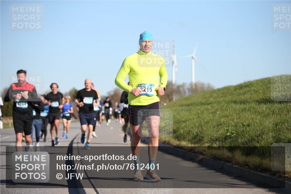 06.04.2025 - 44. Internationalen Wilhelmsburger Insellauf Jannik Wohlers http://msf.ph/oto/7612401 06.04.2025 09:28:34 Laufen 4264, 4312, 3215 meine-sportfotos.de