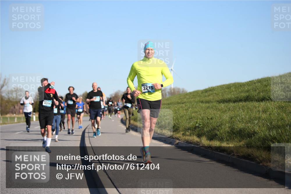 06.04.2025 - 44. Internationalen Wilhelmsburger Insellauf Jannik Wohlers http://msf.ph/oto/7612404 06.04.2025 09:28:34 Laufen 4264, 3215 meine-sportfotos.de