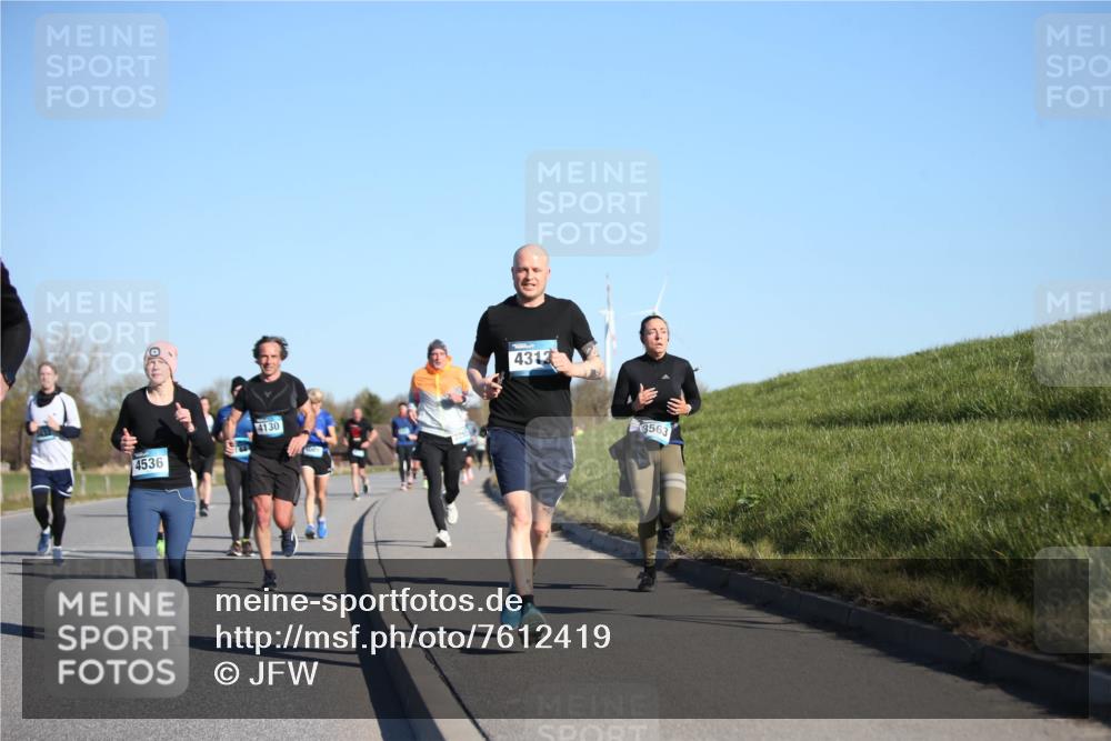 06.04.2025 - 44. Internationalen Wilhelmsburger Insellauf Jannik Wohlers http://msf.ph/oto/7612419 06.04.2025 09:28:38 Laufen 4536, 4130, 4312, 3563 meine-sportfotos.de