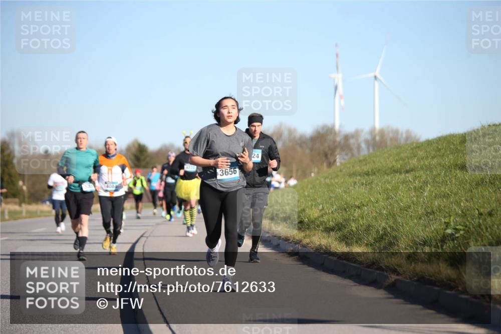 06.04.2025 - 44. Internationalen Wilhelmsburger Insellauf Jannik Wohlers http://msf.ph/oto/7612633 06.04.2025 09:28:54 Laufen 4084, 4222, 3656, 24 meine-sportfotos.de