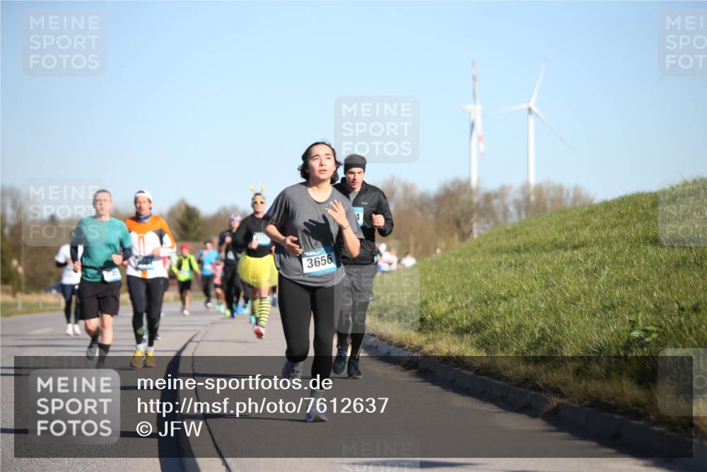 06.04.2025 - 44. Internationalen Wilhelmsburger Insellauf Jannik Wohlers http://msf.ph/oto/7612637 06.04.2025 09:28:54 Laufen 3656 meine-sportfotos.de