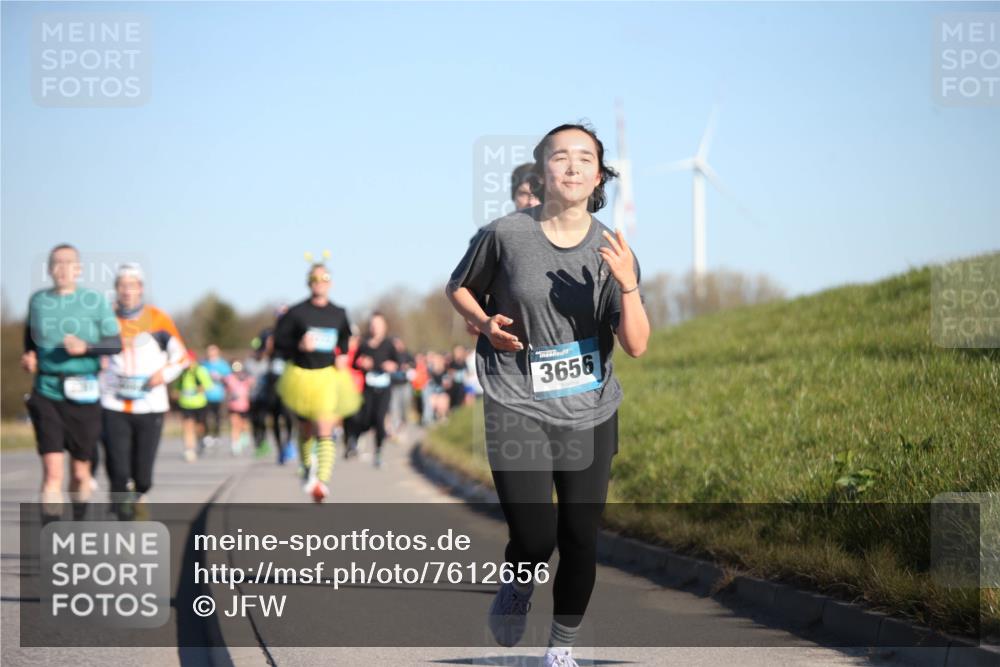 06.04.2025 - 44. Internationalen Wilhelmsburger Insellauf Jannik Wohlers http://msf.ph/oto/7612656 06.04.2025 09:28:55 Laufen 3656 meine-sportfotos.de