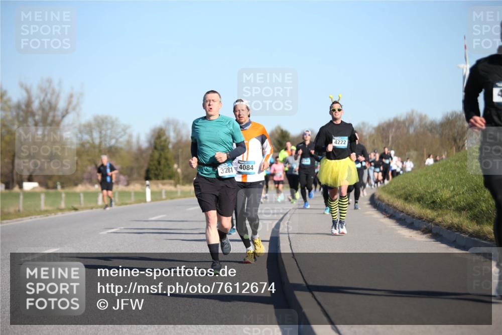 06.04.2025 - 44. Internationalen Wilhelmsburger Insellauf Jannik Wohlers http://msf.ph/oto/7612674 06.04.2025 09:28:57 Laufen 3281, 4084, 4222 meine-sportfotos.de