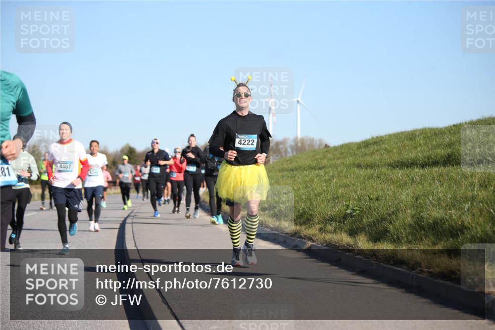 06.04.2025 - 44. Internationalen Wilhelmsburger Insellauf Jannik Wohlers http://msf.ph/oto/7612730 06.04.2025 09:29:00 Laufen 4375, 4487, 81, 4240, 4222 meine-sportfotos.de