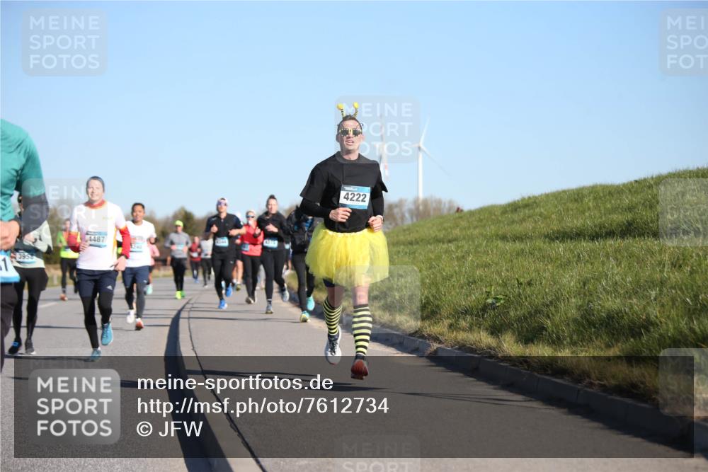 06.04.2025 - 44. Internationalen Wilhelmsburger Insellauf Jannik Wohlers http://msf.ph/oto/7612734 06.04.2025 09:29:00 Laufen 4487, 4222 meine-sportfotos.de