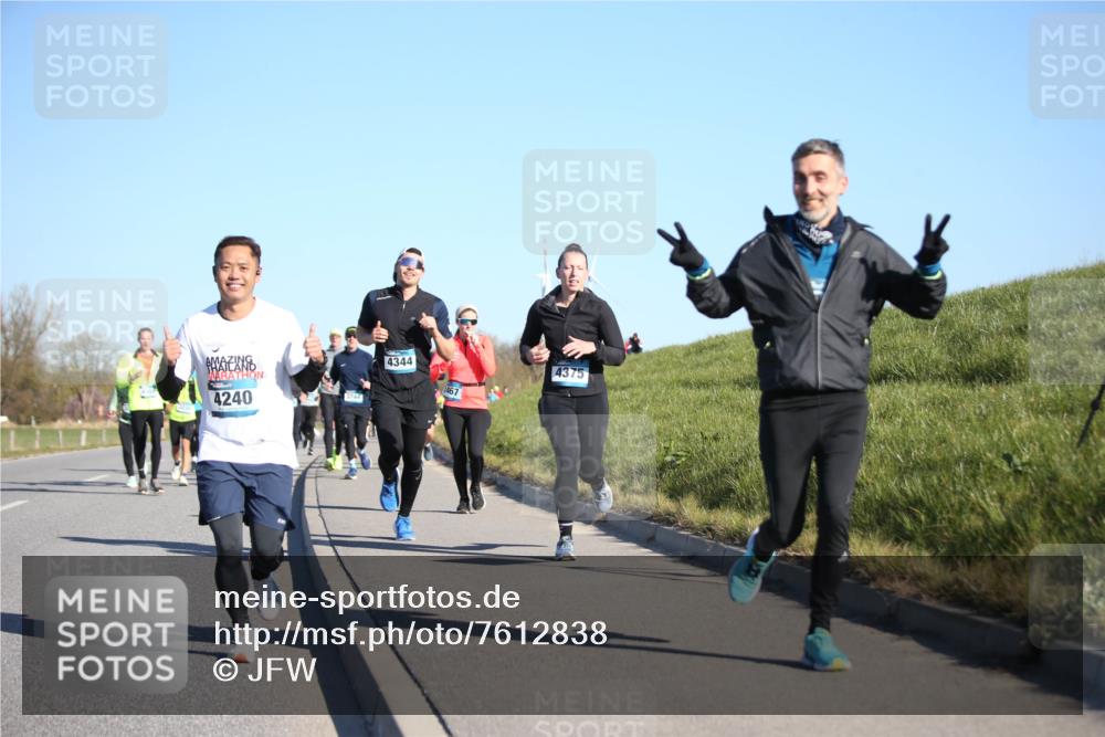 06.04.2025 - 44. Internationalen Wilhelmsburger Insellauf Jannik Wohlers http://msf.ph/oto/7612838 06.04.2025 09:29:05 Laufen 4240, 4344, 4375 meine-sportfotos.de