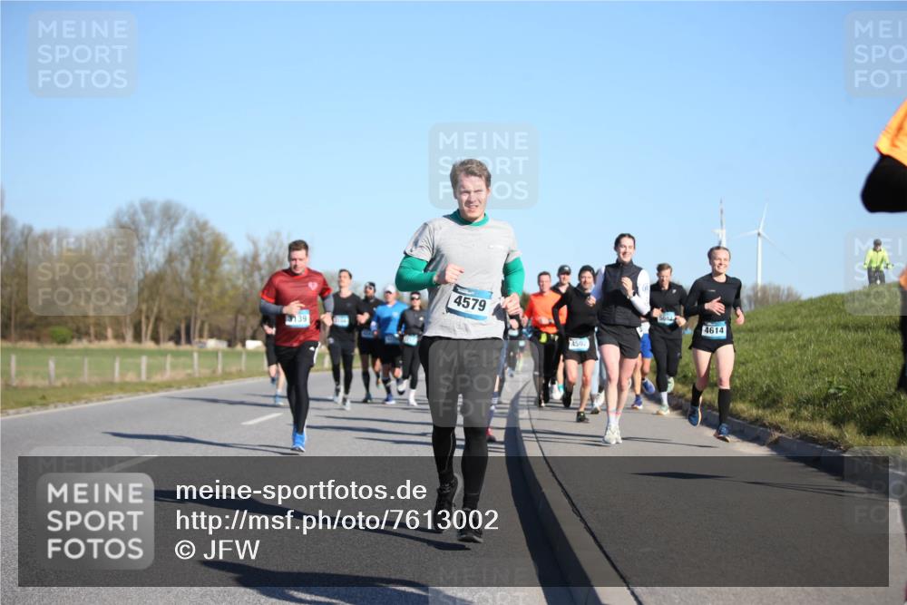 06.04.2025 - 44. Internationalen Wilhelmsburger Insellauf Jannik Wohlers http://msf.ph/oto/7613002 06.04.2025 09:29:16 Laufen 4579, 4502, 5082, 4614 meine-sportfotos.de