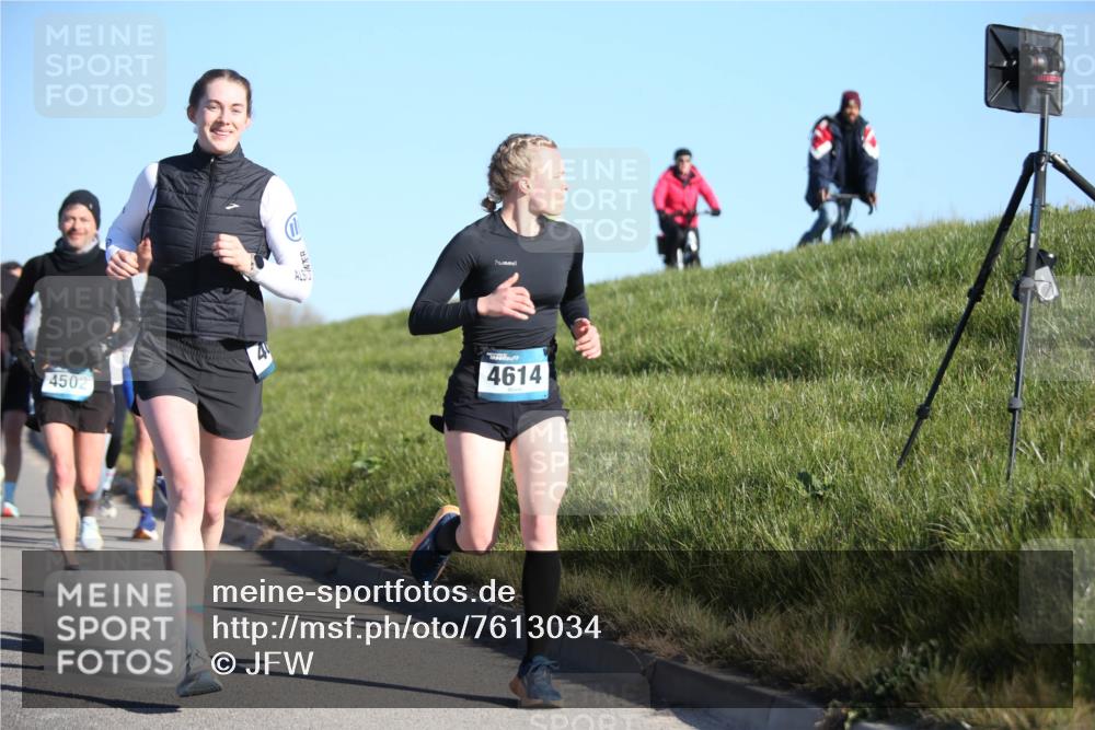 06.04.2025 - 44. Internationalen Wilhelmsburger Insellauf Jannik Wohlers http://msf.ph/oto/7613034 06.04.2025 09:29:18 Laufen 4502, 1, 4614 meine-sportfotos.de