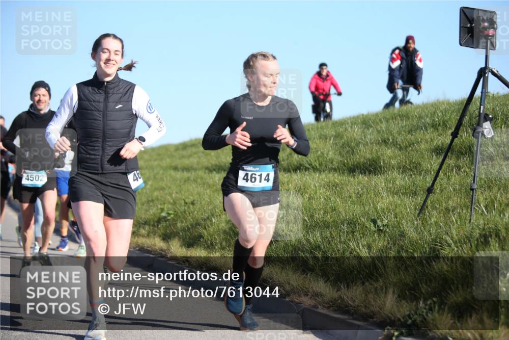 06.04.2025 - 44. Internationalen Wilhelmsburger Insellauf Jannik Wohlers http://msf.ph/oto/7613044 06.04.2025 09:29:18 Laufen 4502, 46, 4614 meine-sportfotos.de