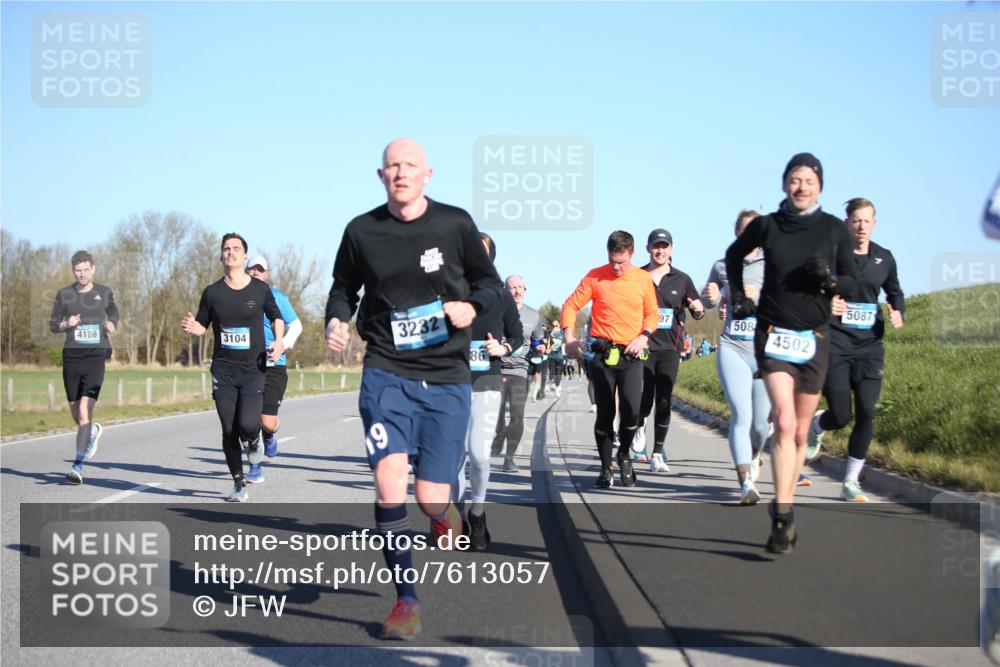 06.04.2025 - 44. Internationalen Wilhelmsburger Insellauf Jannik Wohlers http://msf.ph/oto/7613057 06.04.2025 09:29:19 Laufen 4186, 3104, 19, 3232, 86, 97, 508, 4502, 5087 meine-sportfotos.de