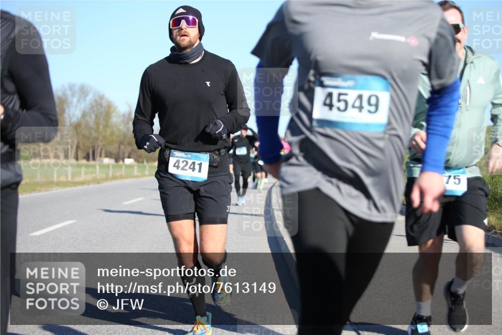06.04.2025 - 44. Internationalen Wilhelmsburger Insellauf Jannik Wohlers http://msf.ph/oto/7613149 06.04.2025 09:29:23 Laufen 4241, 7, 4549, 75 meine-sportfotos.de