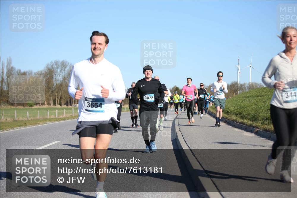 06.04.2025 - 44. Internationalen Wilhelmsburger Insellauf Jannik Wohlers http://msf.ph/oto/7613181 06.04.2025 09:29:26 Laufen 3654, 58, 3872, 461, 3924, 344 meine-sportfotos.de