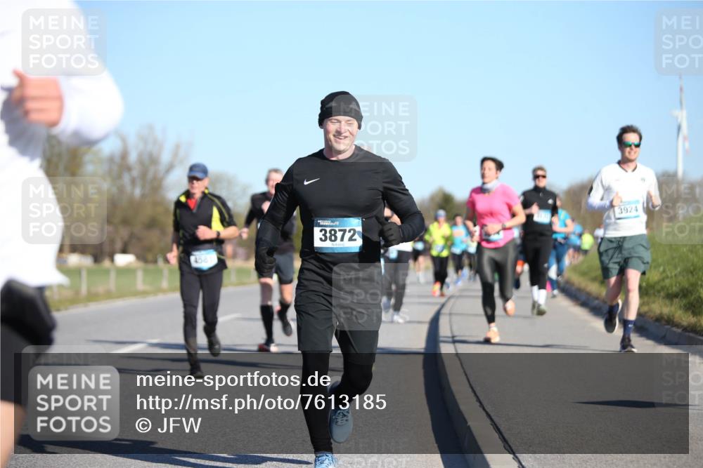 06.04.2025 - 44. Internationalen Wilhelmsburger Insellauf Jannik Wohlers http://msf.ph/oto/7613185 06.04.2025 09:29:27 Laufen 4581, 3872, 3924 meine-sportfotos.de