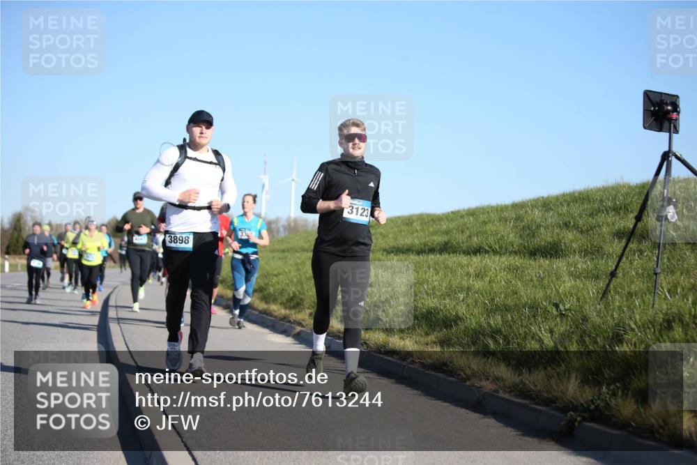 06.04.2025 - 44. Internationalen Wilhelmsburger Insellauf Jannik Wohlers http://msf.ph/oto/7613244 06.04.2025 09:29:33 Laufen 3898, 330, 3123 meine-sportfotos.de