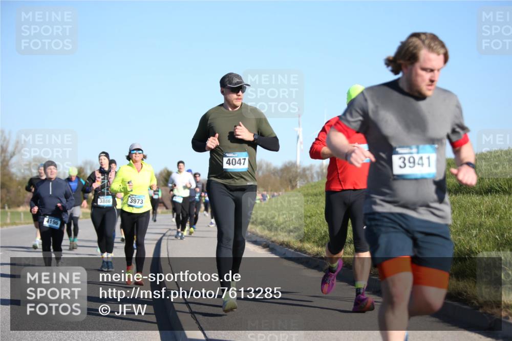 06.04.2025 - 44. Internationalen Wilhelmsburger Insellauf Jannik Wohlers http://msf.ph/oto/7613285 06.04.2025 09:29:36 Laufen 4196, 3886, 3973, 4047, 3941 meine-sportfotos.de