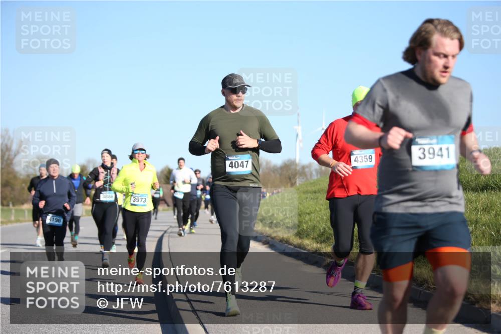 06.04.2025 - 44. Internationalen Wilhelmsburger Insellauf Jannik Wohlers http://msf.ph/oto/7613287 06.04.2025 09:29:36 Laufen 4196, 3886, 3973, 4047, 4359, 3941 meine-sportfotos.de