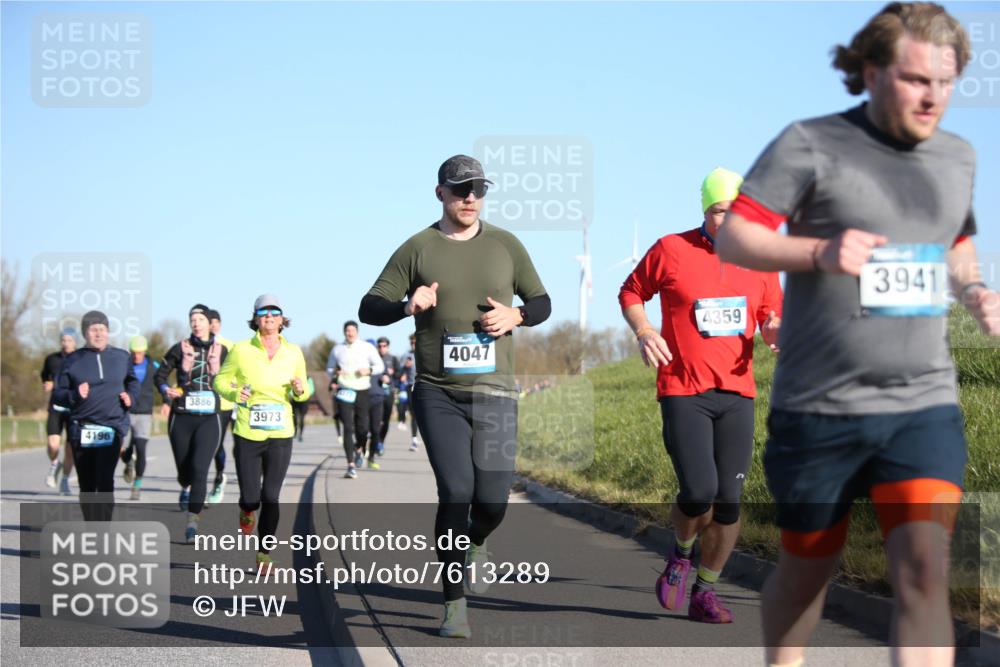 06.04.2025 - 44. Internationalen Wilhelmsburger Insellauf Jannik Wohlers http://msf.ph/oto/7613289 06.04.2025 09:29:37 Laufen 4196, 3886, 3973, 4047, 4359, 3941 meine-sportfotos.de