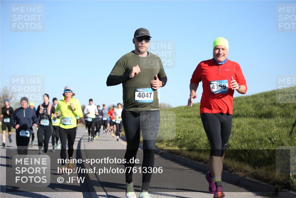 06.04.2025 - 44. Internationalen Wilhelmsburger Insellauf Jannik Wohlers http://msf.ph/oto/7613306 06.04.2025 09:29:37 Laufen 4196, 3886, 3973, 4047, 4359 meine-sportfotos.de