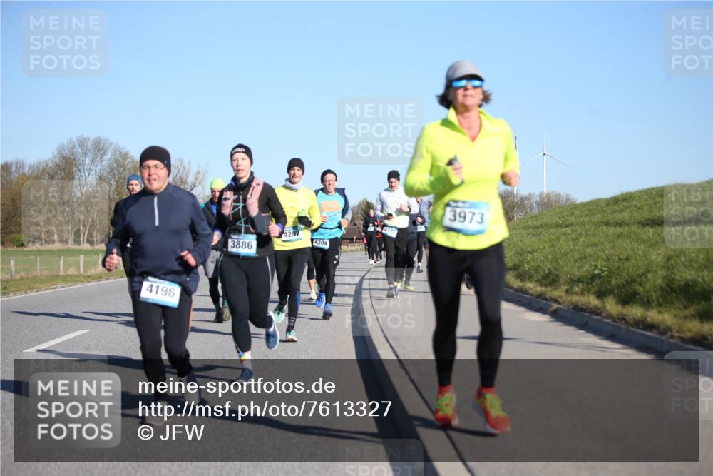 06.04.2025 - 44. Internationalen Wilhelmsburger Insellauf Jannik Wohlers http://msf.ph/oto/7613327 06.04.2025 09:29:39 Laufen 4196, 3886, 4202, 4304, 4372, 3973 meine-sportfotos.de