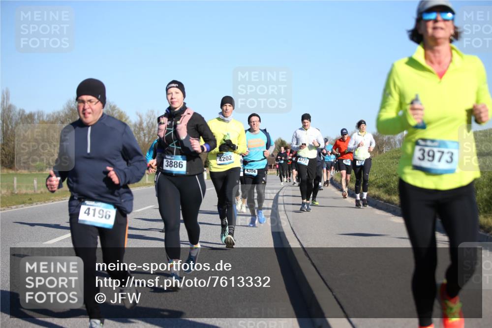 06.04.2025 - 44. Internationalen Wilhelmsburger Insellauf Jannik Wohlers http://msf.ph/oto/7613332 06.04.2025 09:29:40 Laufen 4196, 3886, 4202, 4304, 4372, 3973, 437 meine-sportfotos.de