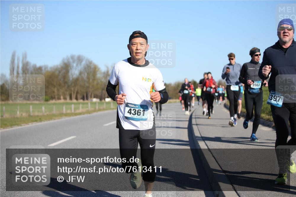 06.04.2025 - 44. Internationalen Wilhelmsburger Insellauf Jannik Wohlers http://msf.ph/oto/7613411 06.04.2025 09:29:44 Laufen 5041, 4361, 3982, 397 meine-sportfotos.de