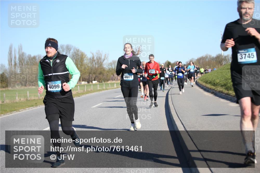 06.04.2025 - 44. Internationalen Wilhelmsburger Insellauf Jannik Wohlers http://msf.ph/oto/7613461 06.04.2025 09:29:51 Laufen 4601, 4099, 3957, 3745 meine-sportfotos.de