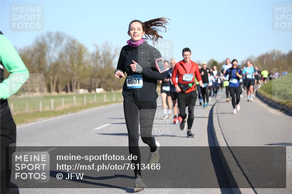 06.04.2025 - 44. Internationalen Wilhelmsburger Insellauf Jannik Wohlers http://msf.ph/oto/7613466 06.04.2025 09:29:51 Laufen 4601, 3957 meine-sportfotos.de