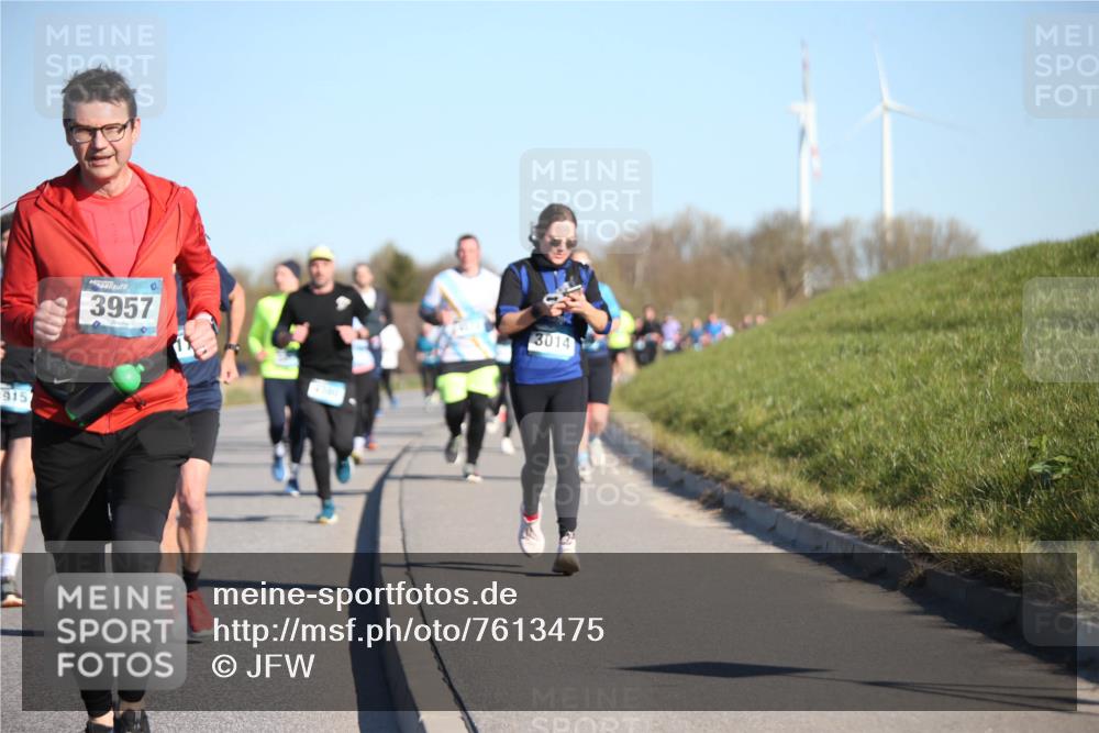 06.04.2025 - 44. Internationalen Wilhelmsburger Insellauf Jannik Wohlers http://msf.ph/oto/7613475 06.04.2025 09:29:53 Laufen 915, 3957, 3014 meine-sportfotos.de