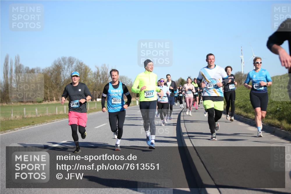 06.04.2025 - 44. Internationalen Wilhelmsburger Insellauf Jannik Wohlers http://msf.ph/oto/7613551 06.04.2025 09:29:59 Laufen 3418, 3833, 4573, 3417, 5063, 44100, 4039 meine-sportfotos.de