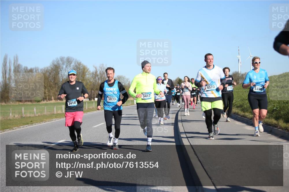 06.04.2025 - 44. Internationalen Wilhelmsburger Insellauf Jannik Wohlers http://msf.ph/oto/7613554 06.04.2025 09:29:59 Laufen 3418, 3833, 4573, 3417, 4100, 445 meine-sportfotos.de