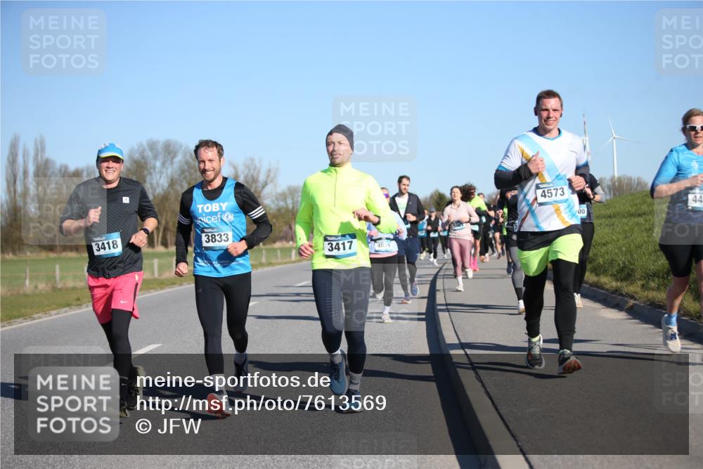 06.04.2025 - 44. Internationalen Wilhelmsburger Insellauf Jannik Wohlers http://msf.ph/oto/7613569 06.04.2025 09:29:59 Laufen 3418, 3833, 3417, 4039, 4573, 00, 44 meine-sportfotos.de