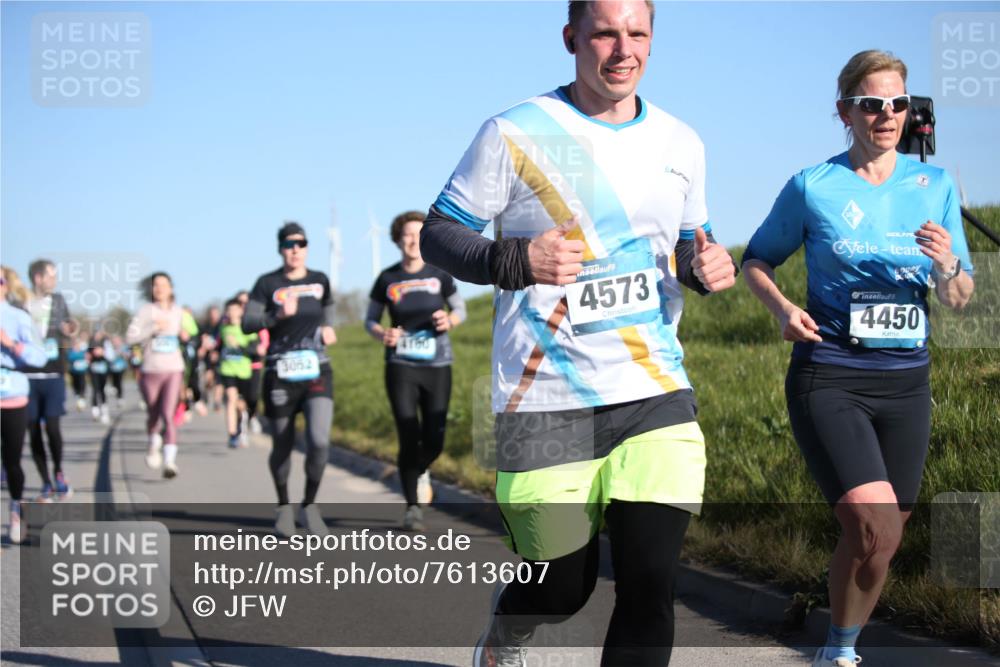 06.04.2025 - 44. Internationalen Wilhelmsburger Insellauf Jannik Wohlers http://msf.ph/oto/7613607 06.04.2025 09:30:01 Laufen 4160, 3052, 4573, 4450 meine-sportfotos.de
