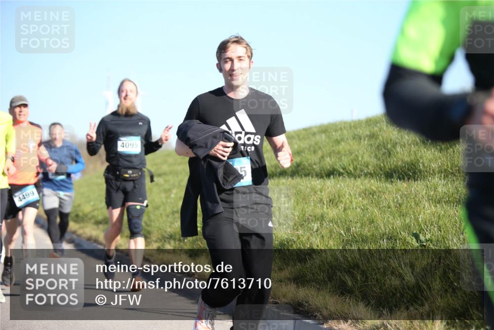 06.04.2025 - 44. Internationalen Wilhelmsburger Insellauf Jannik Wohlers http://msf.ph/oto/7613710 06.04.2025 09:30:08 Laufen 4499, 4095, 5 meine-sportfotos.de