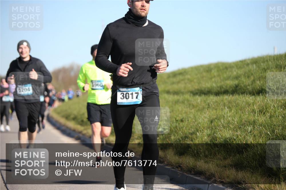 06.04.2025 - 44. Internationalen Wilhelmsburger Insellauf Jannik Wohlers http://msf.ph/oto/7613774 06.04.2025 09:30:14 Laufen 5204, 1960, 3017 meine-sportfotos.de